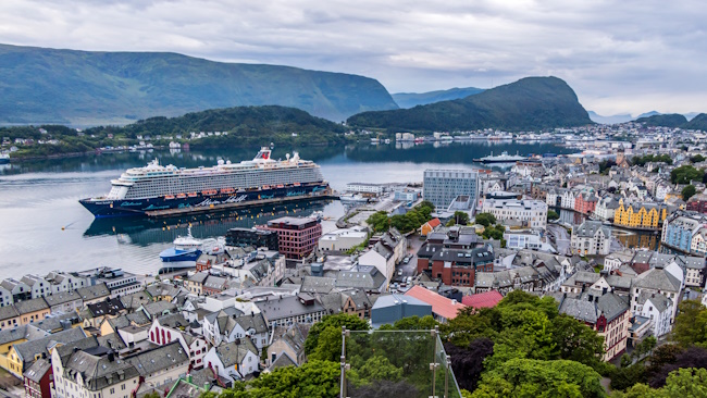 Mein Schiff 4